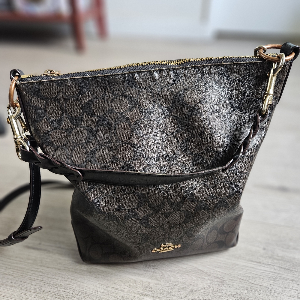 Coach Dark Brown Signature Canvas Shoulder Bag with Gold Hardware - Picture 2 of 9